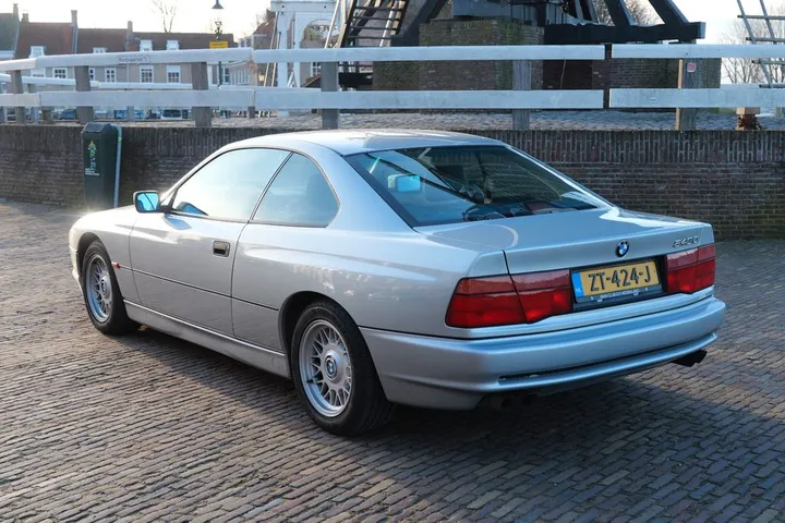 BMW 840