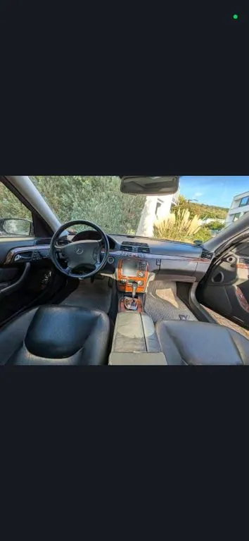Mercedes-Benz S 320
