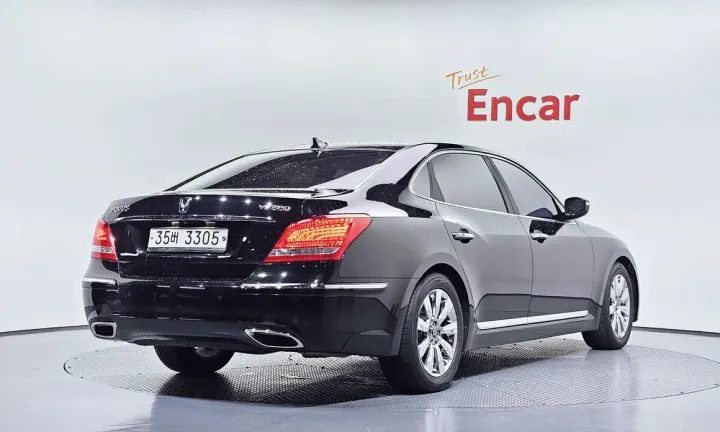 Hyundai Equus