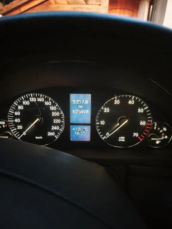 Mercedes-Benz C 180