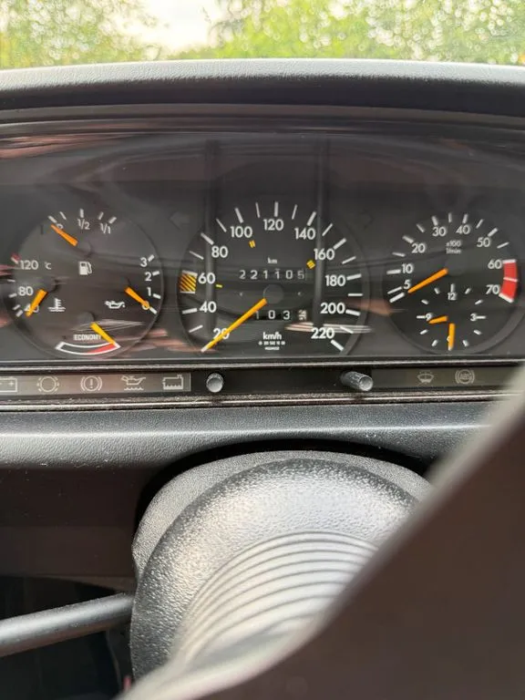 Mercedes-Benz 190