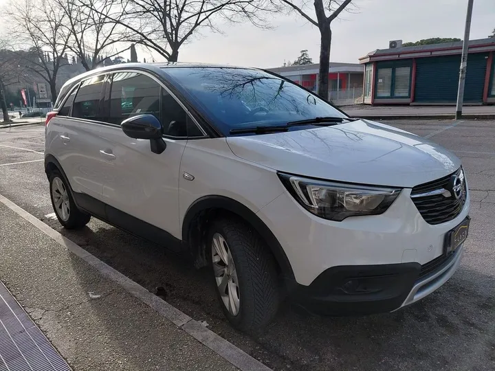 Opel Crossland (X)