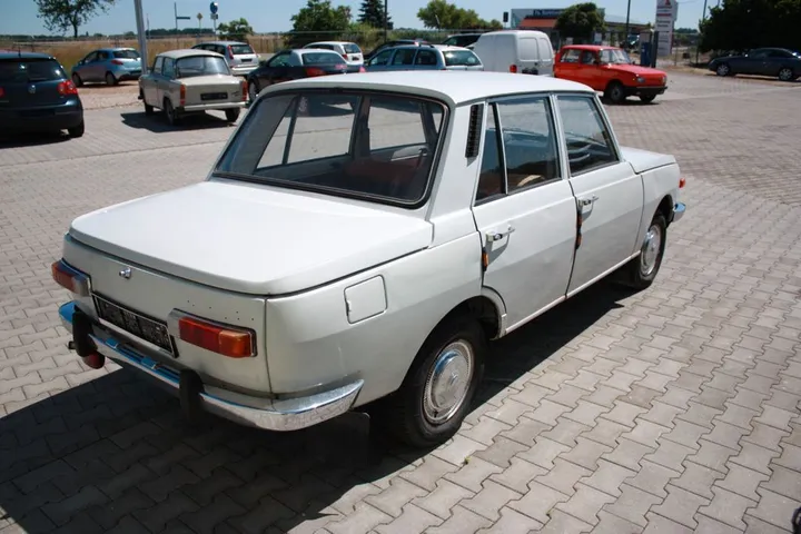 Wartburg 353