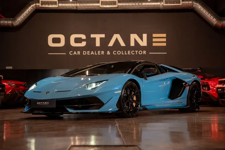 Lamborghini Aventador