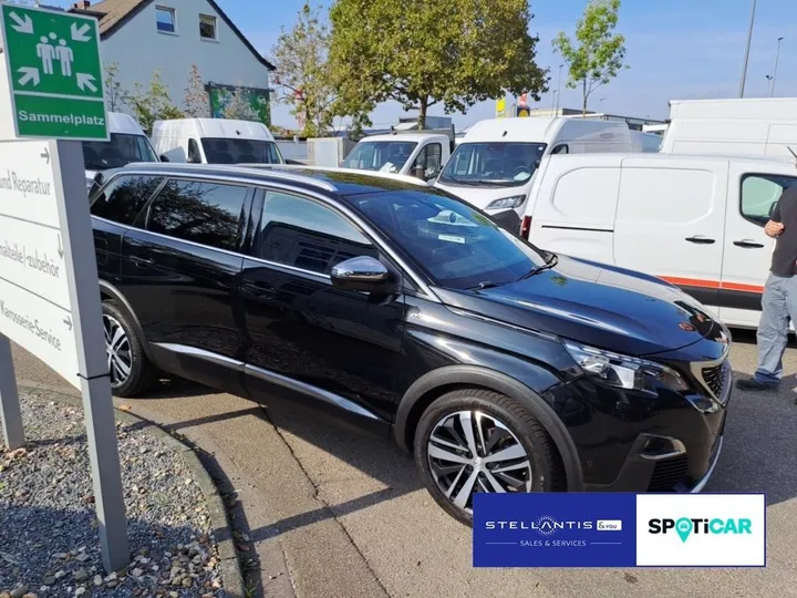 Peugeot 5008