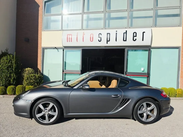 Porsche Cayman