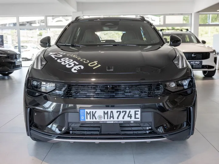 Lynk&Co 01