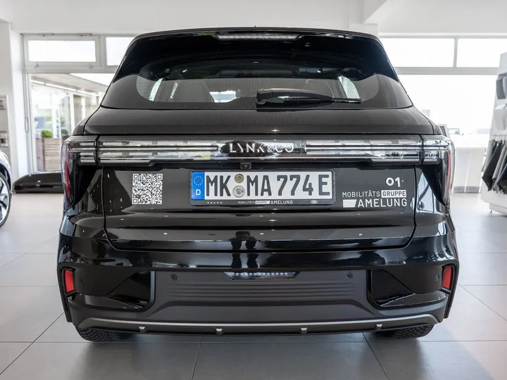 Lynk&Co 01