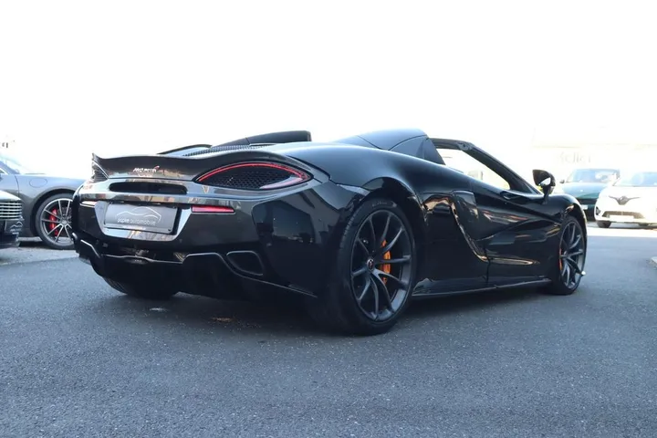 McLaren 570S