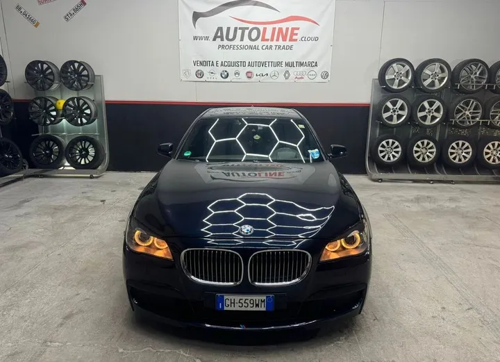 BMW 730