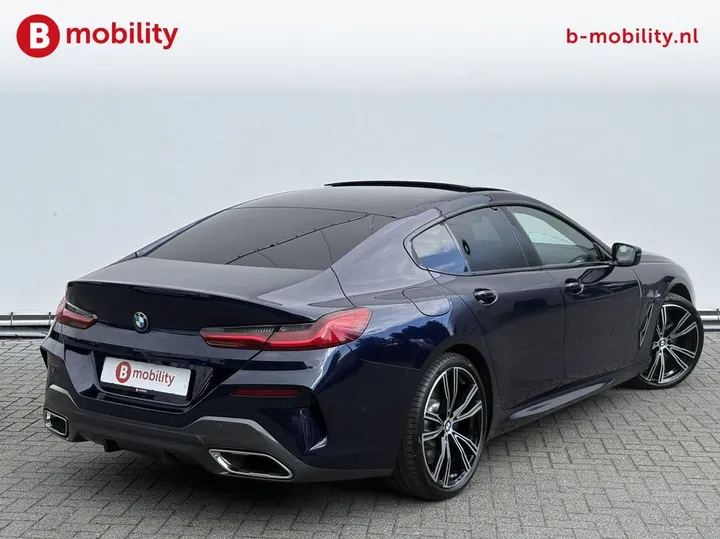 BMW 840