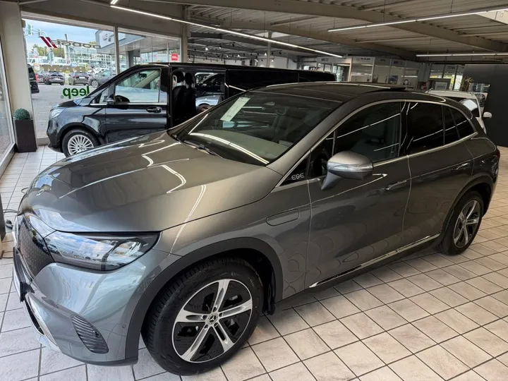 Mercedes-Benz EQE