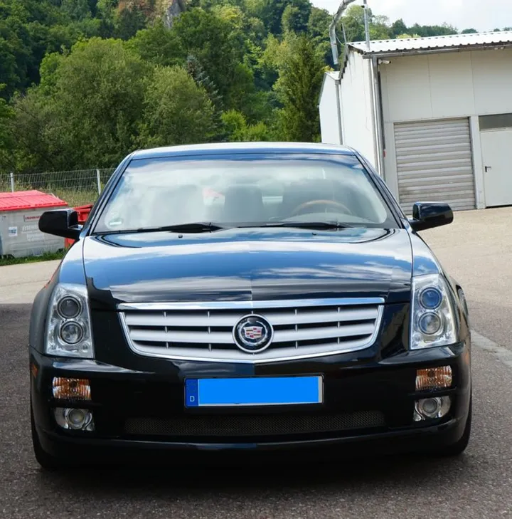Cadillac STS