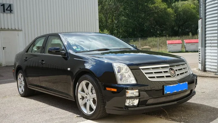 Cadillac STS