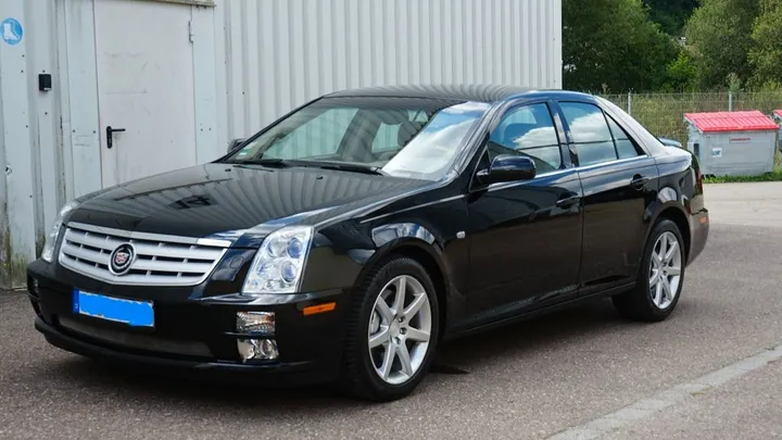 Cadillac STS
