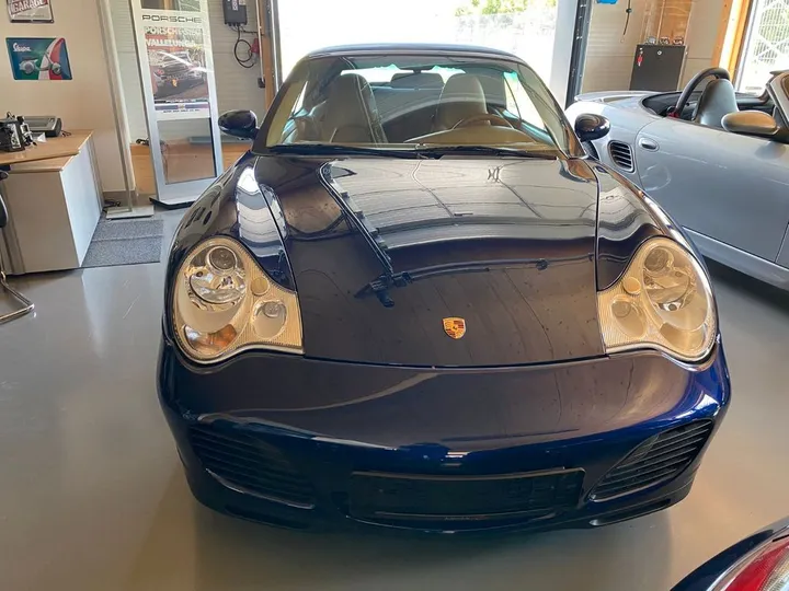Porsche 996