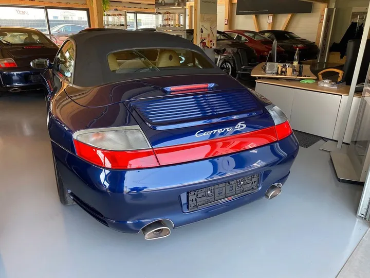 Porsche 996