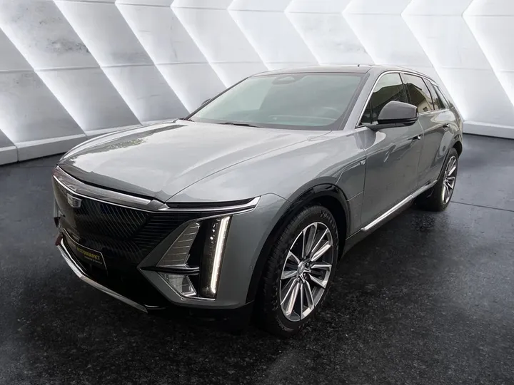 Cadillac LYRIQ