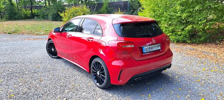 Mercedes-Benz A 180
