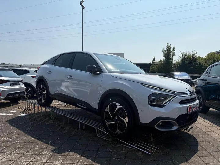 Citroën C4