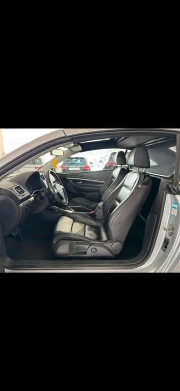 Volkswagen Eos