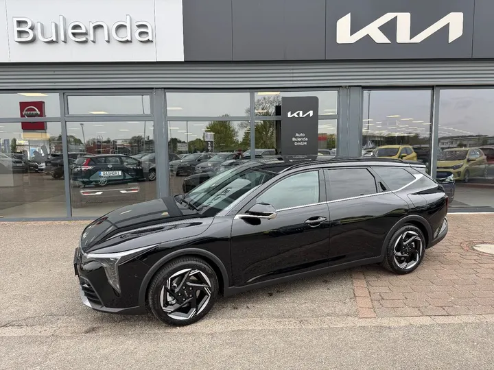 Kia K4