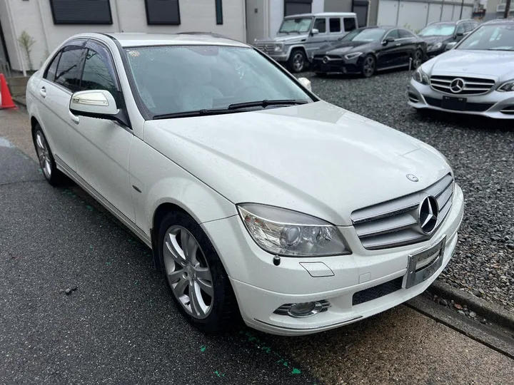Mercedes-Benz C 230