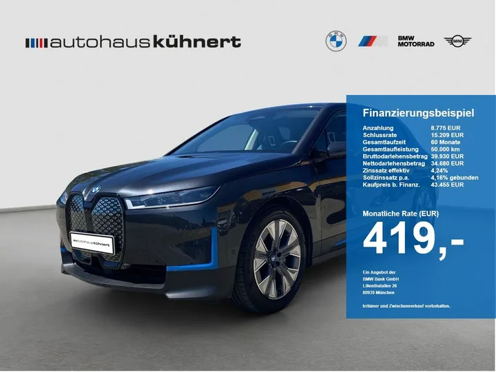 BMW iX