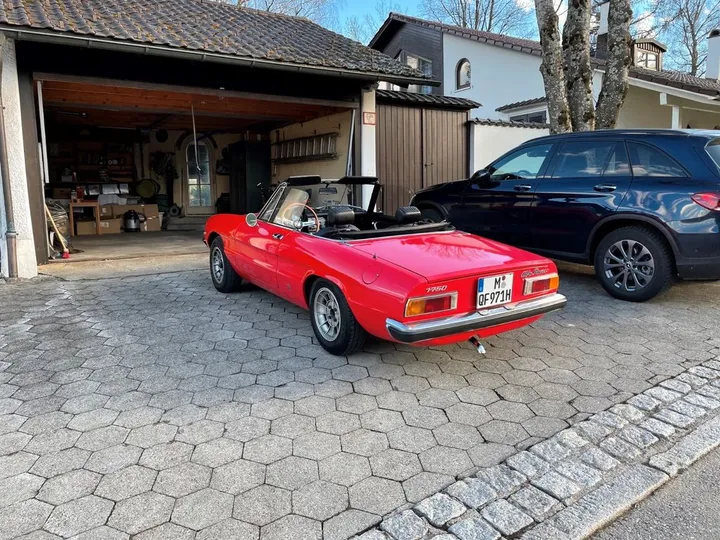 Alfa Romeo Spider