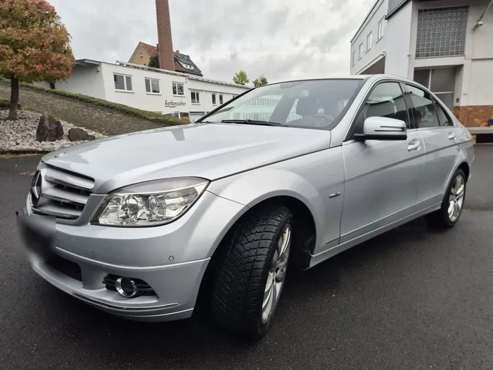 Mercedes-Benz C 200