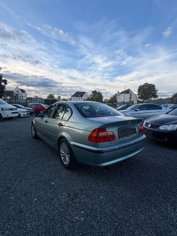 BMW 318