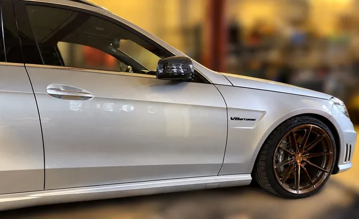 Mercedes-Benz E 63 AMG