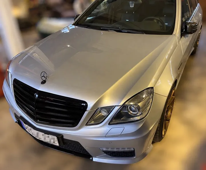 Mercedes-Benz E 63 AMG