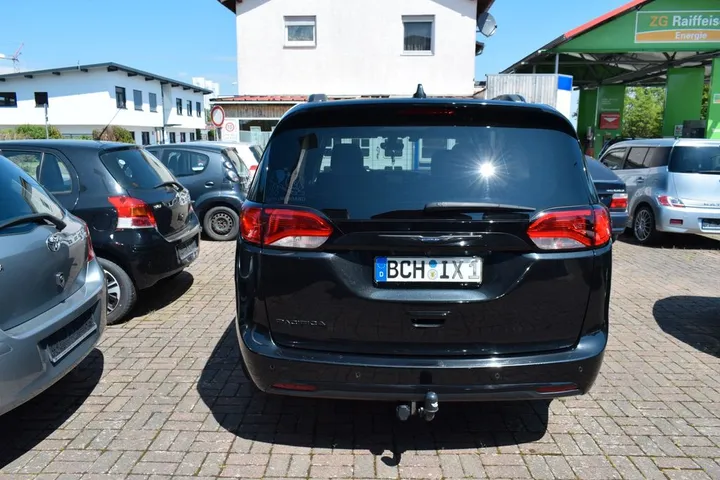 Chrysler Pacifica