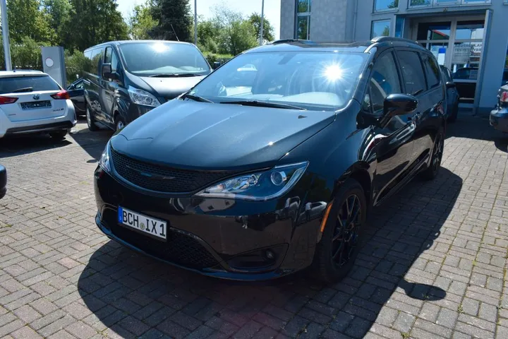 Chrysler Pacifica