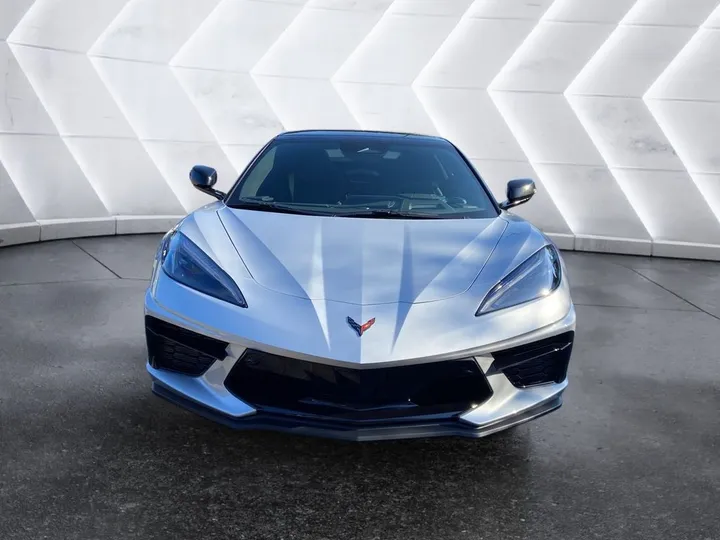 Corvette C8