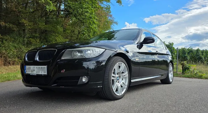 BMW 320