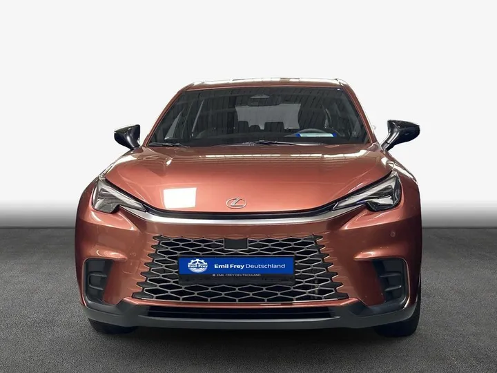 Lexus LBX