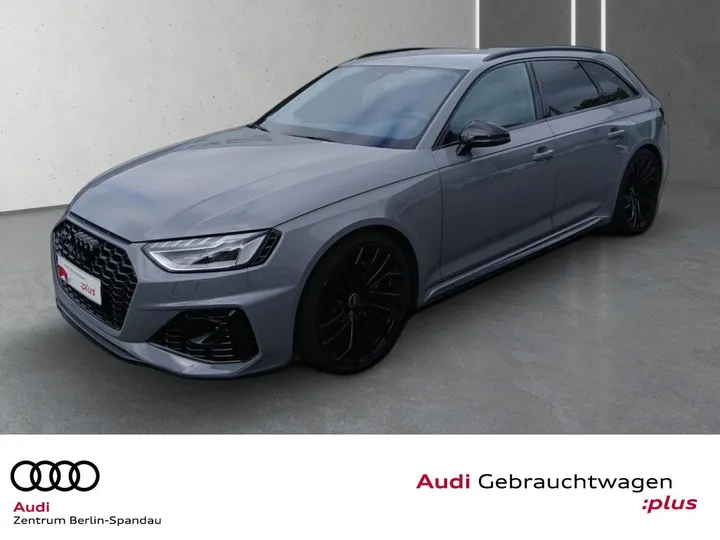 Audi RS4