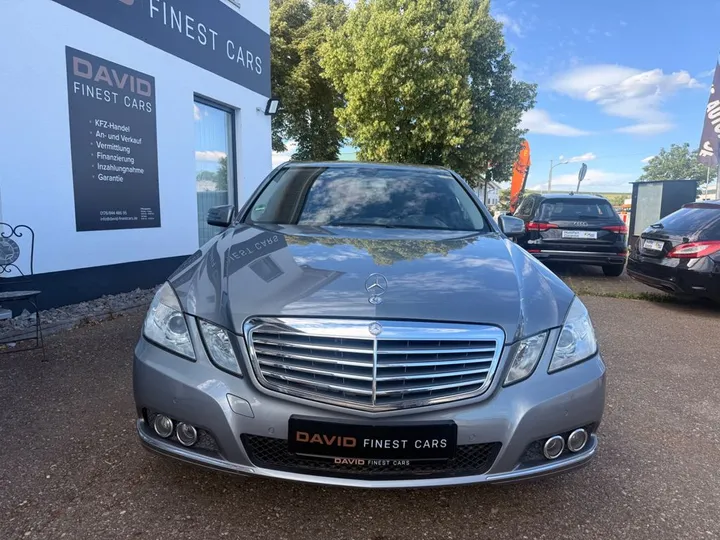 Mercedes-Benz E 220