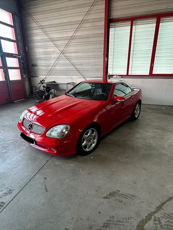 Mercedes-Benz SLK 200