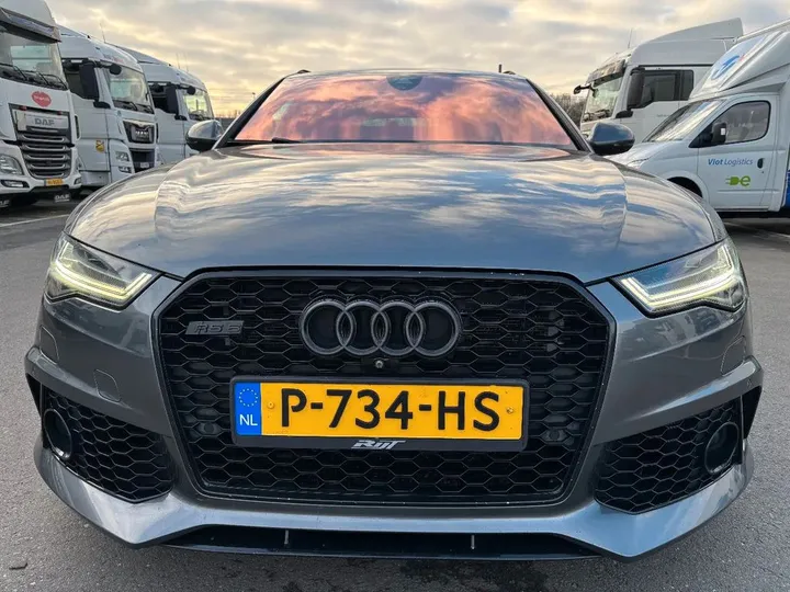 Audi RS6