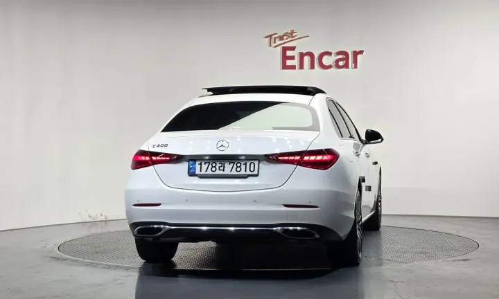 Mercedes-Benz C-Class