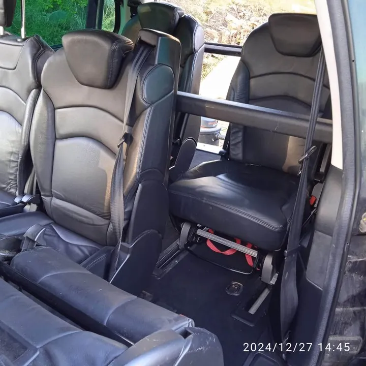 Peugeot 807