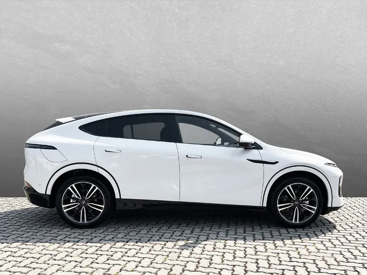 XPENG G6