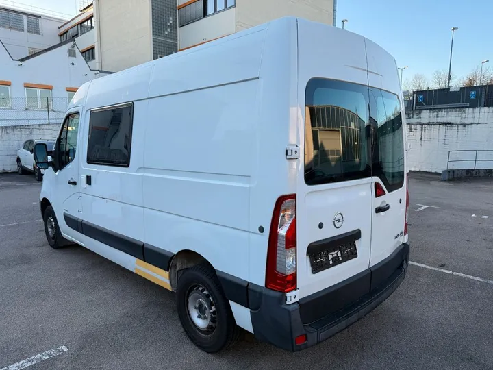 Opel Movano