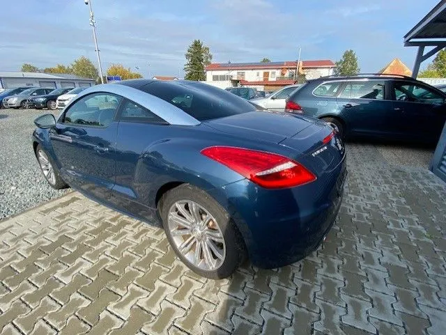 Peugeot RCZ