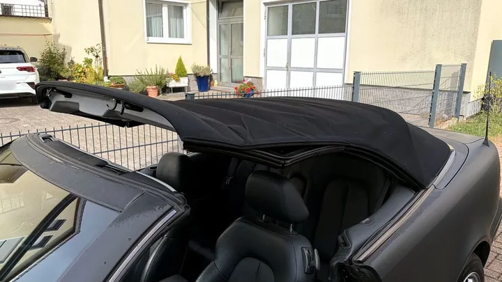 Mercedes-Benz CLK 320