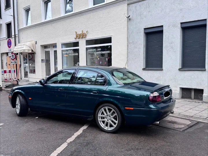 Jaguar S-Type