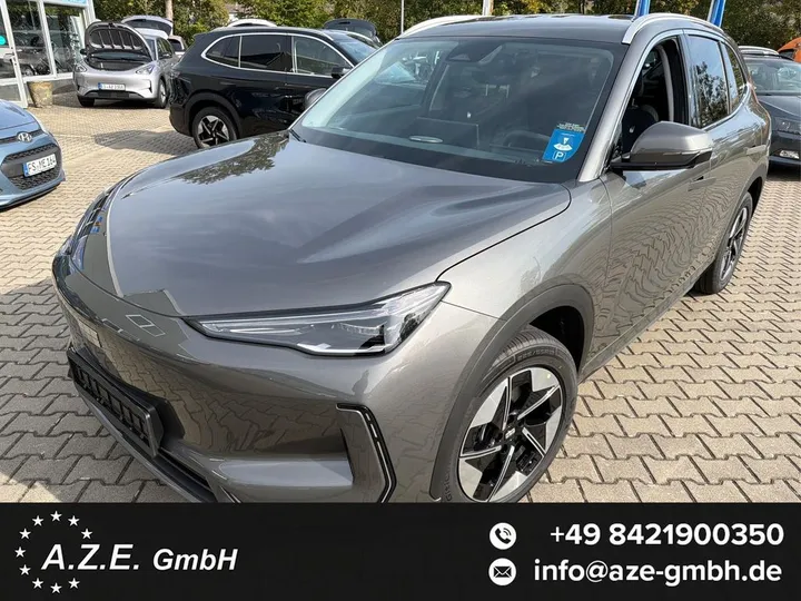 Geely E5